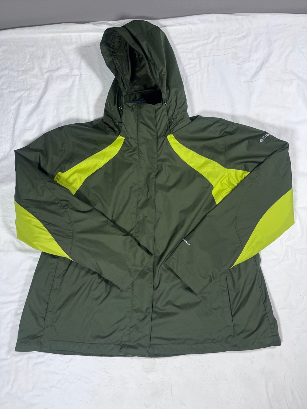 Columbia Women’s Hooded Winter Jacket With Fleece Interchange Size 2X